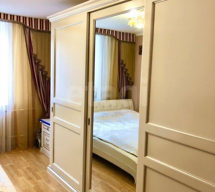 Продаётся 1-комнатная квартира, 43.6 м²