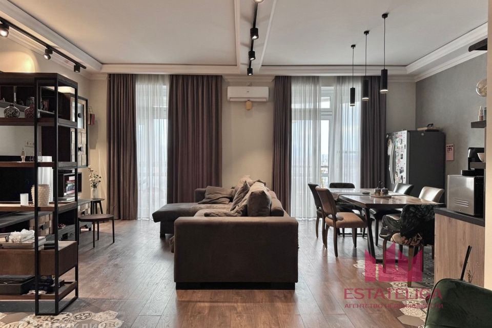 Сдаётся 2-комнатная квартира, 80 м²