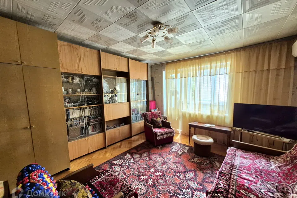 Продаётся 1-комнатная квартира, 35.61 м²