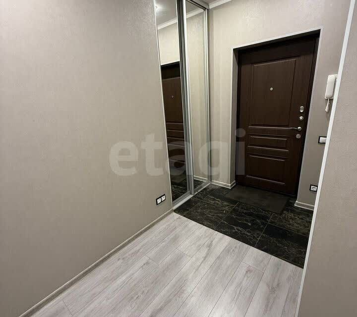 Продаётся 1-комнатная квартира, 41.3 м²