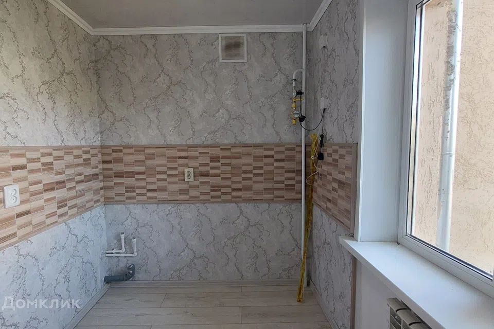 Продаётся 3-комнатная квартира, 56.5 м²