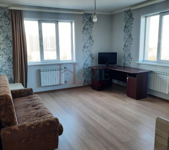 Сдаётся 1-комнатная квартира, 57.9 м²