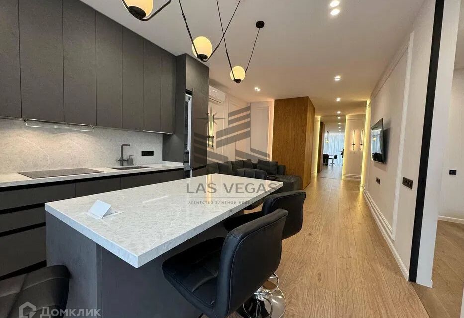 Сдаётся 3-комнатная квартира, 73 м²