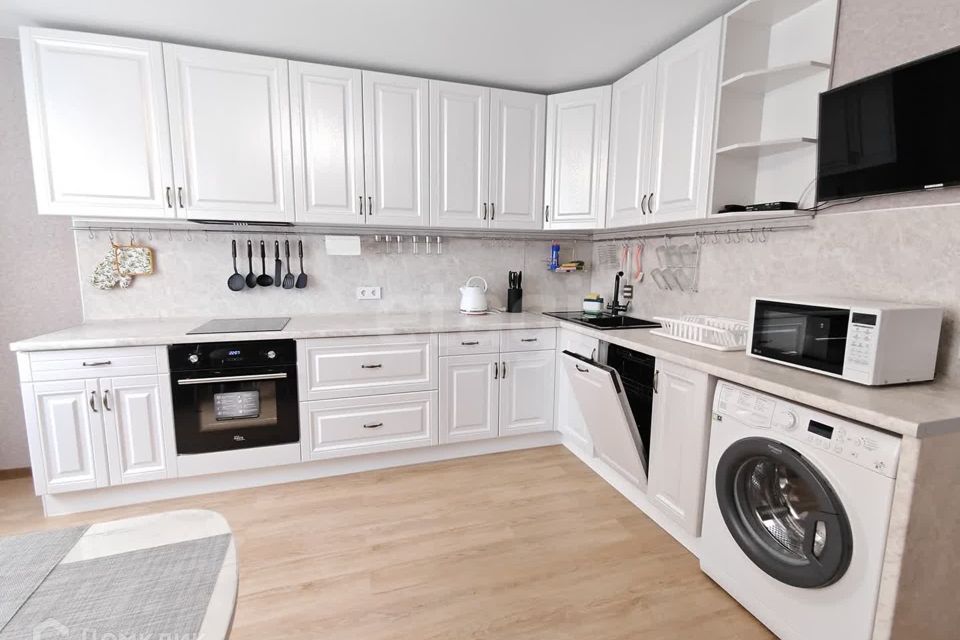 Сдаётся 3-комнатная квартира, 97 м²