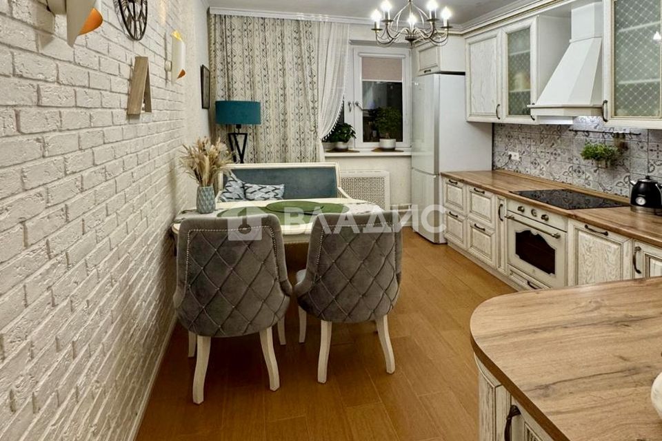 Продаётся 2-комнатная квартира, 62 м²