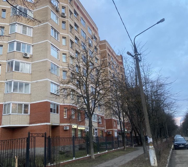 Сдаётся 2-комнатная квартира, 69.7 м²