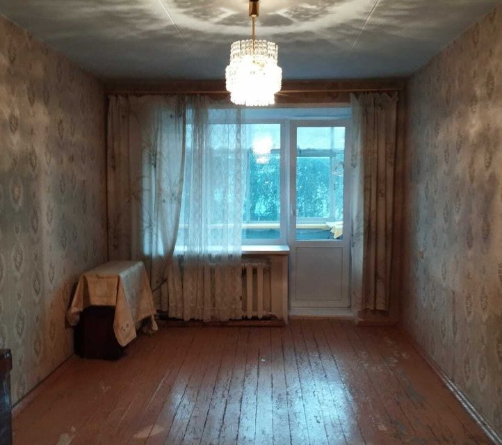 Продаётся 3-комнатная квартира, 57.3 м²