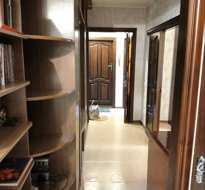 Продаётся 3-комнатная квартира, 70 м²