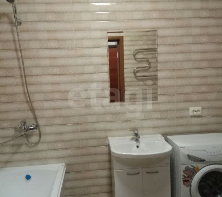 Сдаётся 1-комнатная квартира, 40 м²