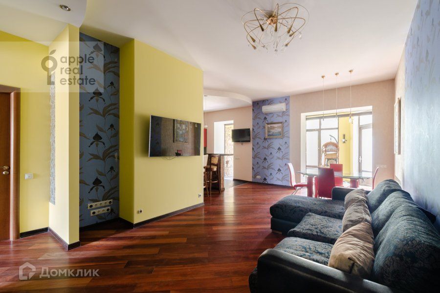Сдаётся 5-комнатная квартира, 300 м²