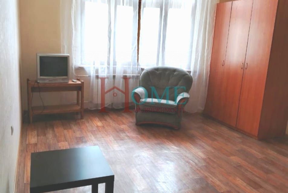 Сдаётся 1-комнатная квартира, 40 м²