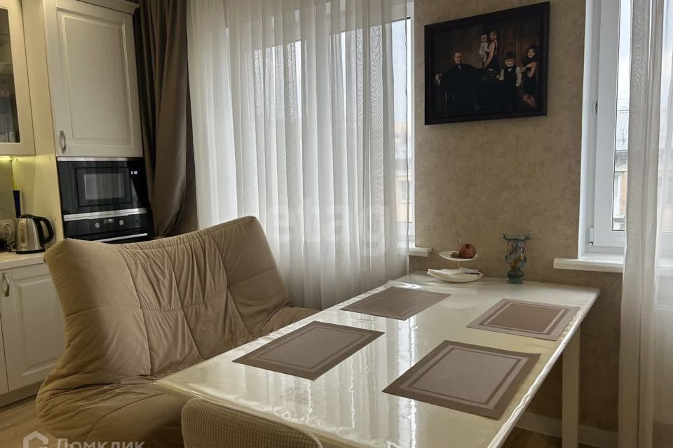 Продаётся 3-комнатная квартира, 92 м²