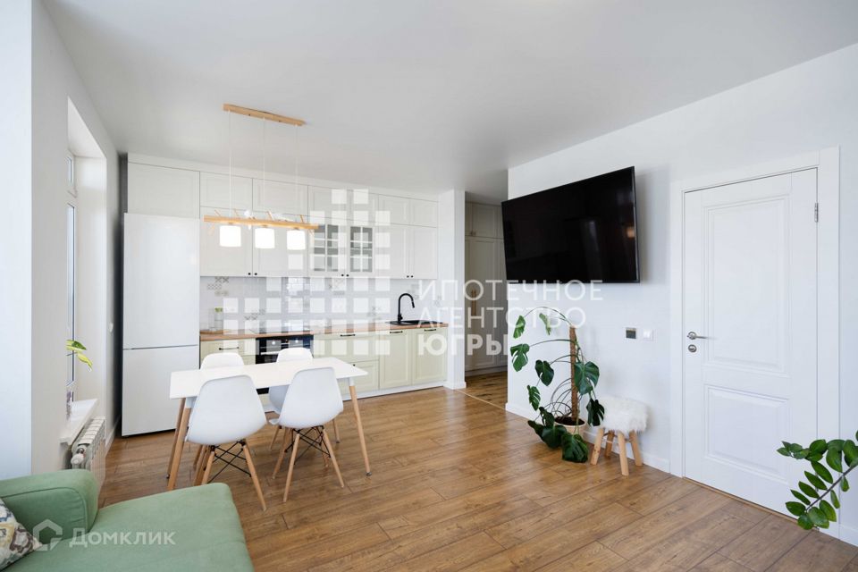 Сдаётся 2-комнатная квартира, 55.7 м²