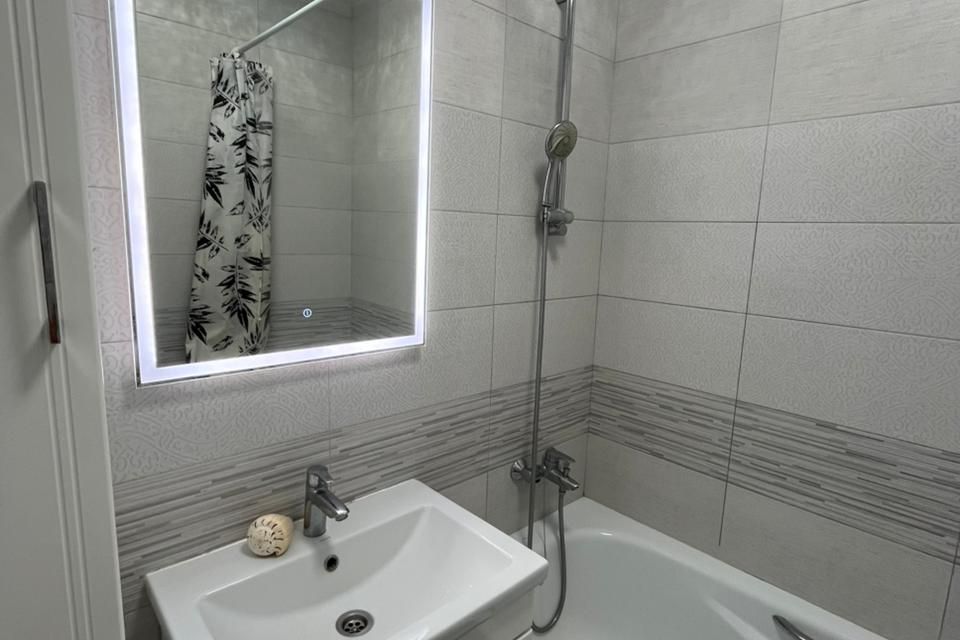 Продаётся 2-комнатная квартира, 56.9 м²