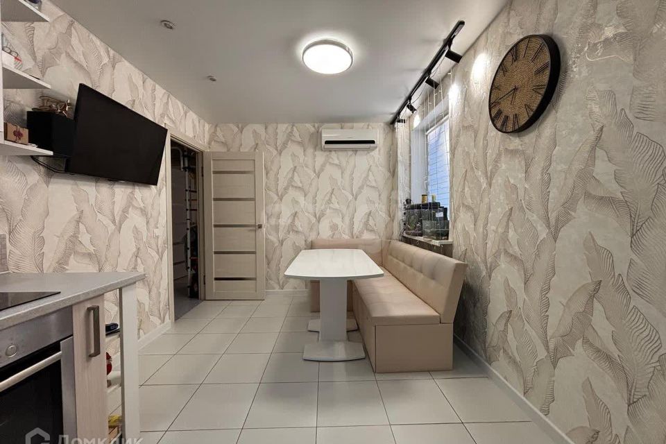 Продаётся 1-комнатная квартира, 44.6 м²
