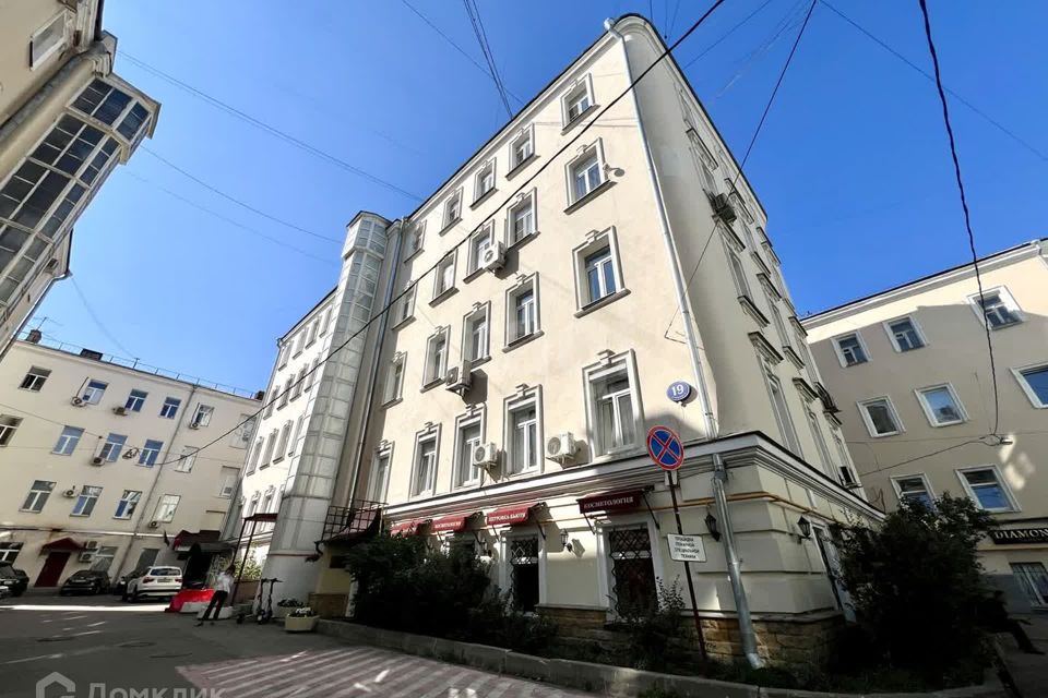 Продаётся 3-комнатная квартира, 74.1 м²