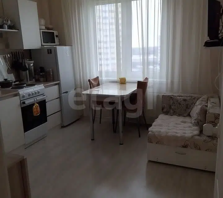 Продаётся 1-комнатная квартира, 34.7 м²