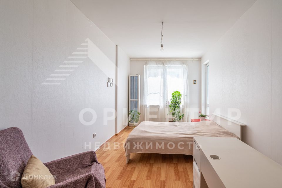 Продаётся 1-комнатная квартира, 37.8 м²
