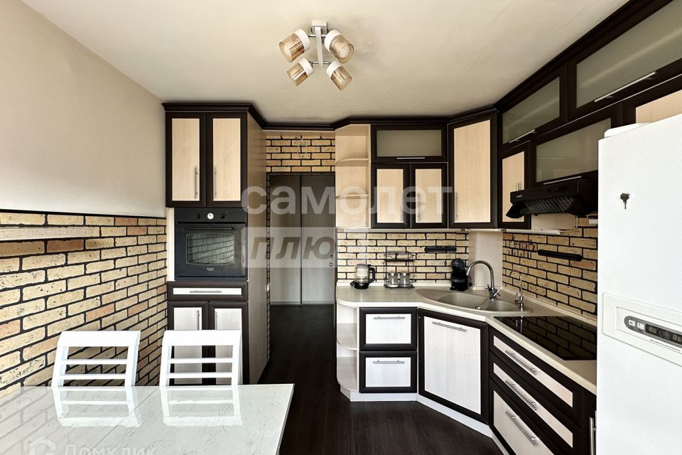 Продаётся 2-комнатная квартира, 50.7 м²