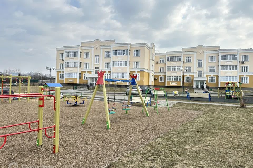 Продаётся 2-комнатная квартира, 67.5 м²