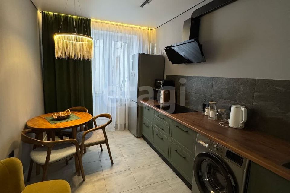 Продаётся 1-комнатная квартира, 40.2 м²
