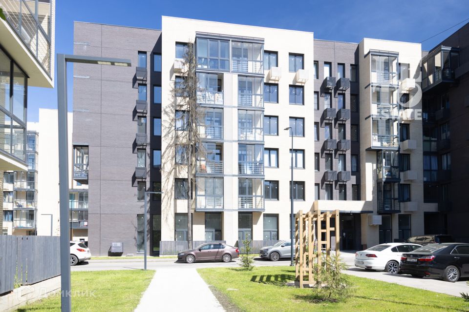 Продаётся 2-комнатная квартира, 67.3 м²