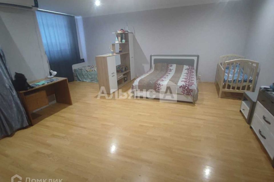 Продаётся 2-комнатная квартира, 83 м²