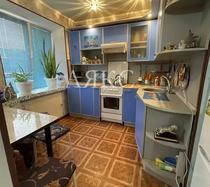 Продаётся 2-комнатная квартира, 42.7 м²