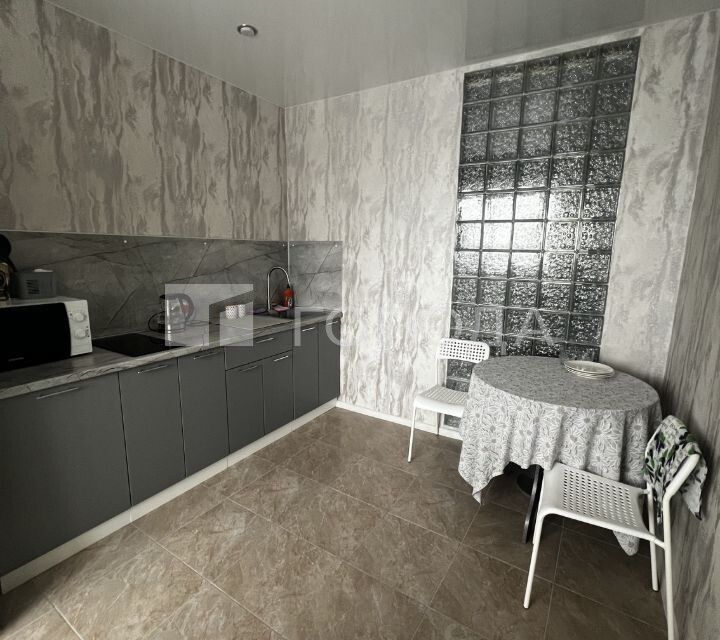Сдаётся 2-комнатная квартира, 58 м²