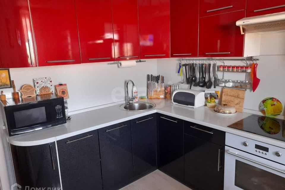 Продаётся 1-комнатная квартира, 41.6 м²