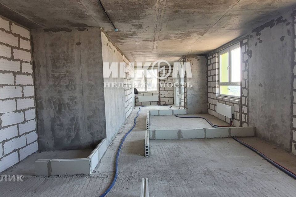 Продаётся 3-комнатная квартира, 51.9 м²