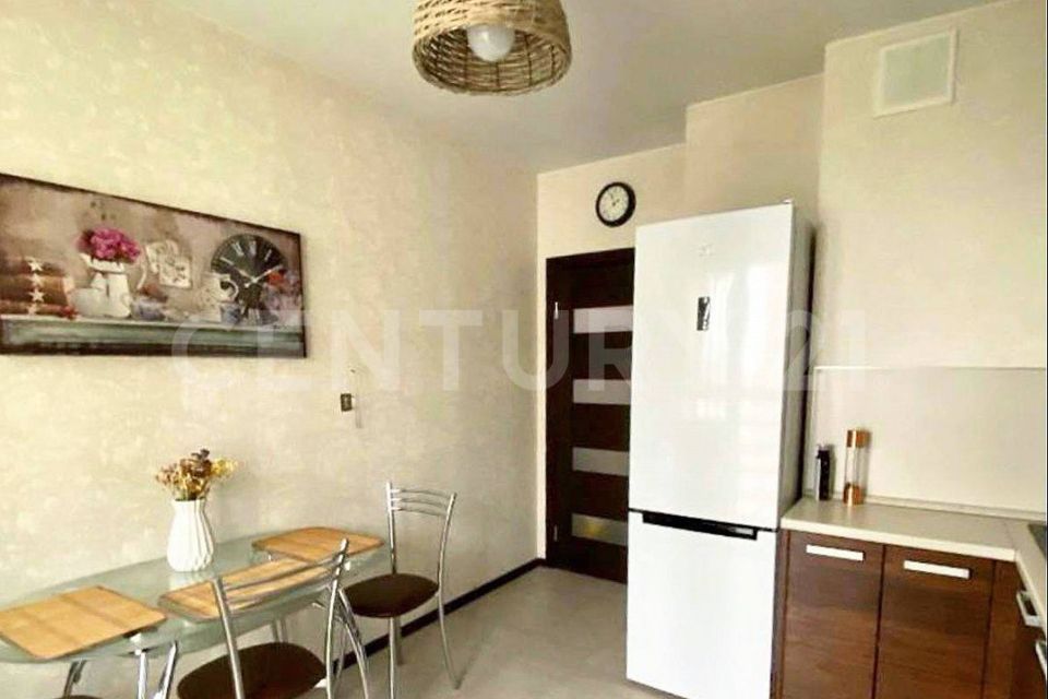 Продаётся 1-комнатная квартира, 42.4 м²