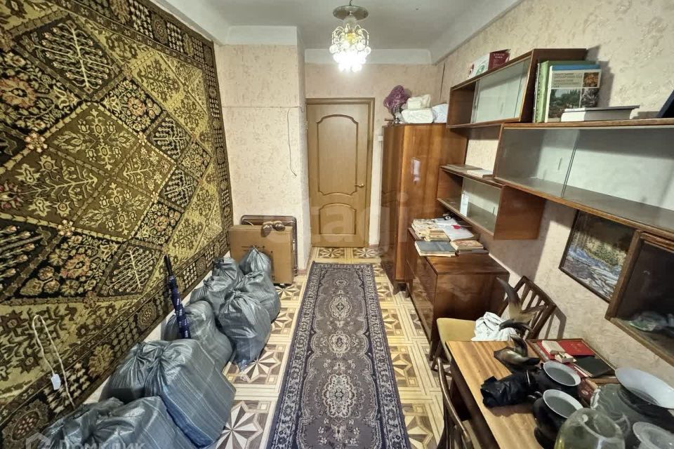 Продаётся 3-комнатная квартира, 60.8 м²