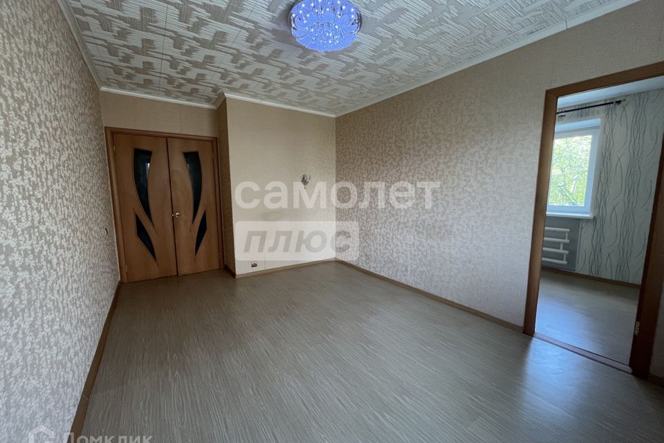 Продаётся 3-комнатная квартира, 50.8 м²