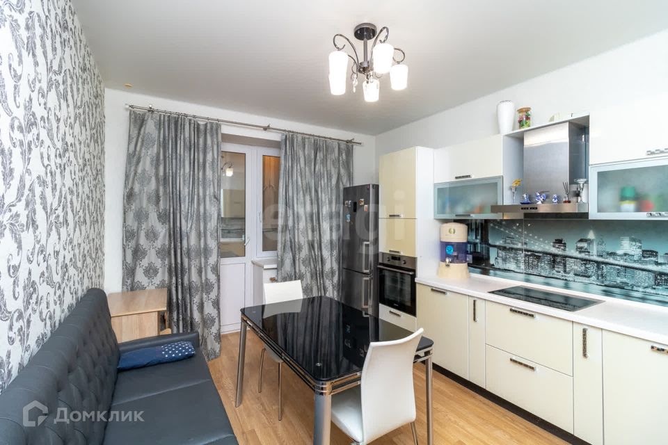 Продаётся 1-комнатная квартира, 49.6 м²