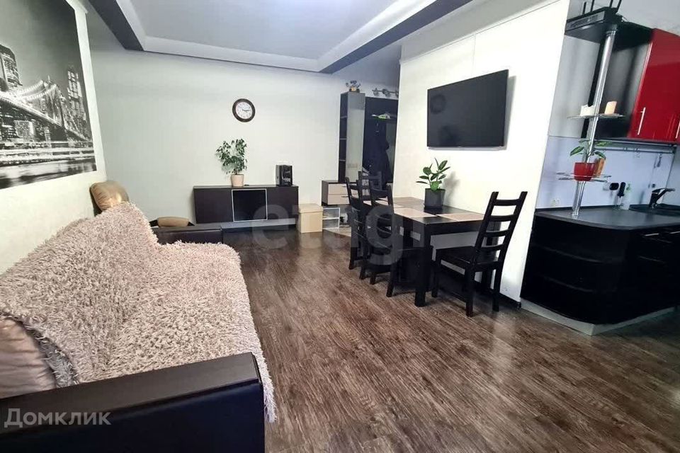Продаётся 2-комнатная квартира, 62 м²