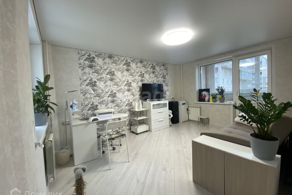 Продаётся 3-комнатная квартира, 58.8 м²