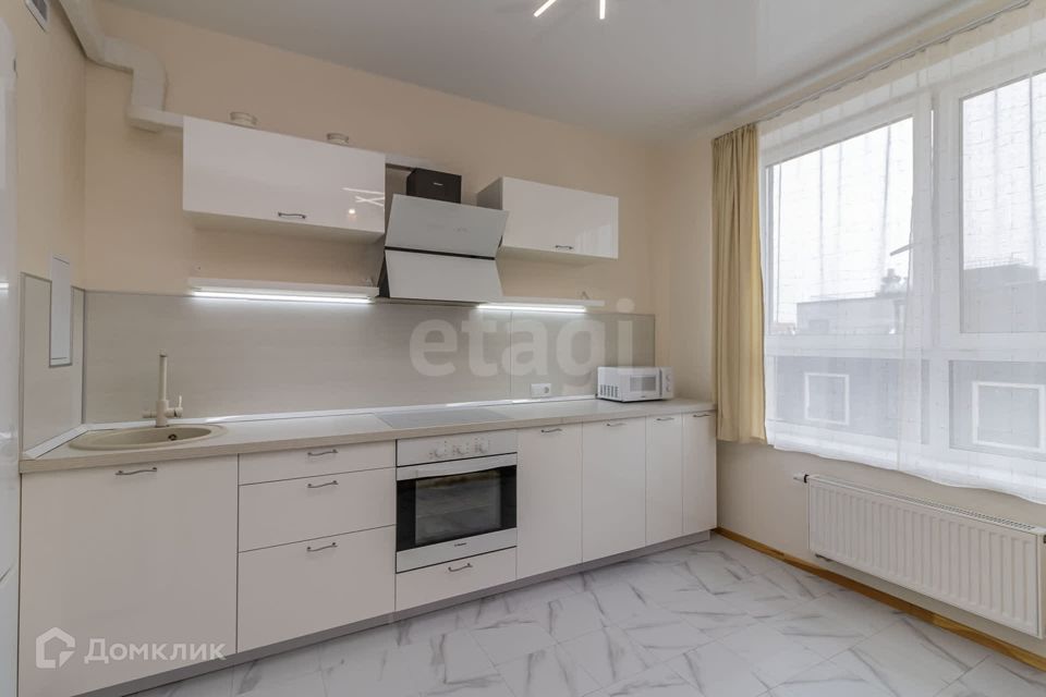 Продаётся 3-комнатная квартира, 89.9 м²