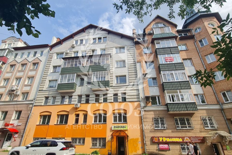 Продаётся 3-комнатная квартира, 90.3 м²