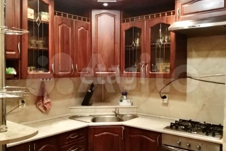 Продаётся 4-комнатная квартира, 92.2 м²