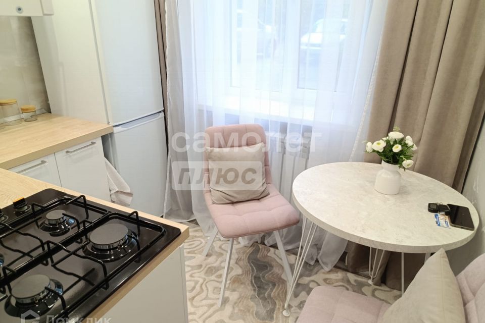 Продаётся 3-комнатная квартира, 54.6 м²