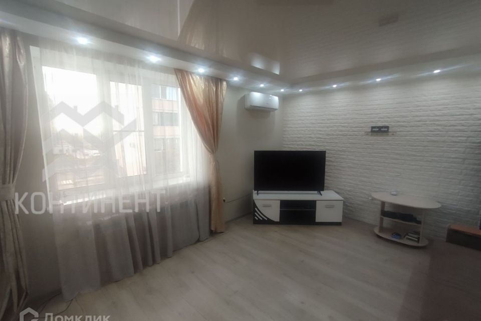 Продаётся 1-комнатная квартира, 45 м²