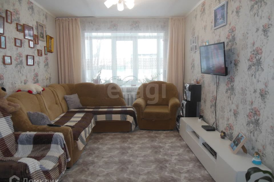 Продаётся 3-комнатная квартира, 57.3 м²