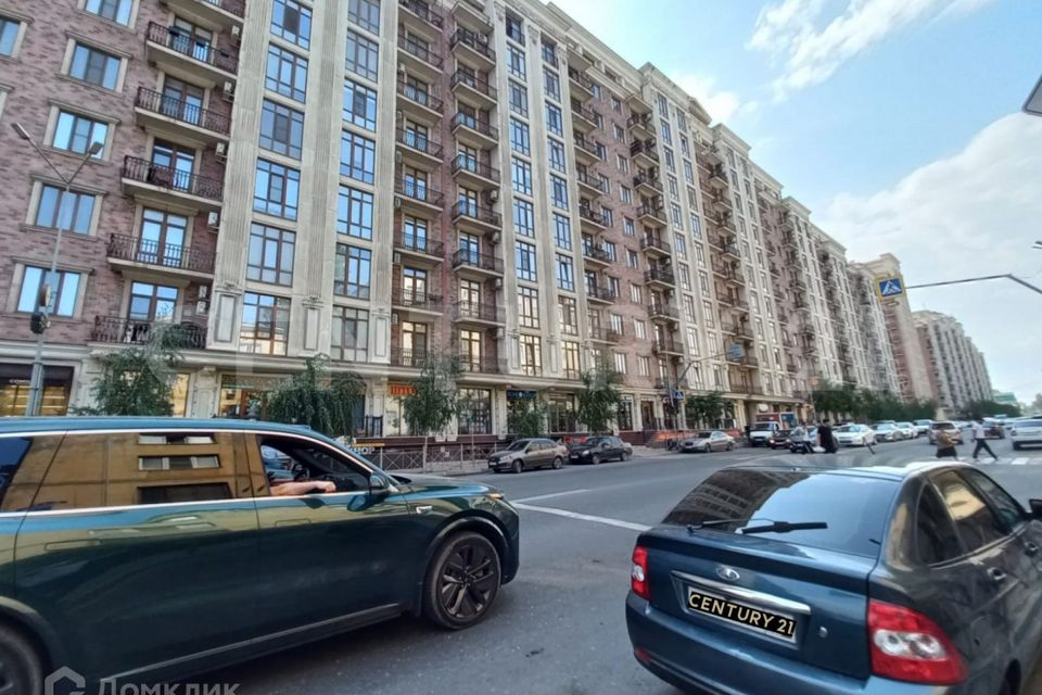 Продаётся 2-комнатная квартира, 68.1 м²