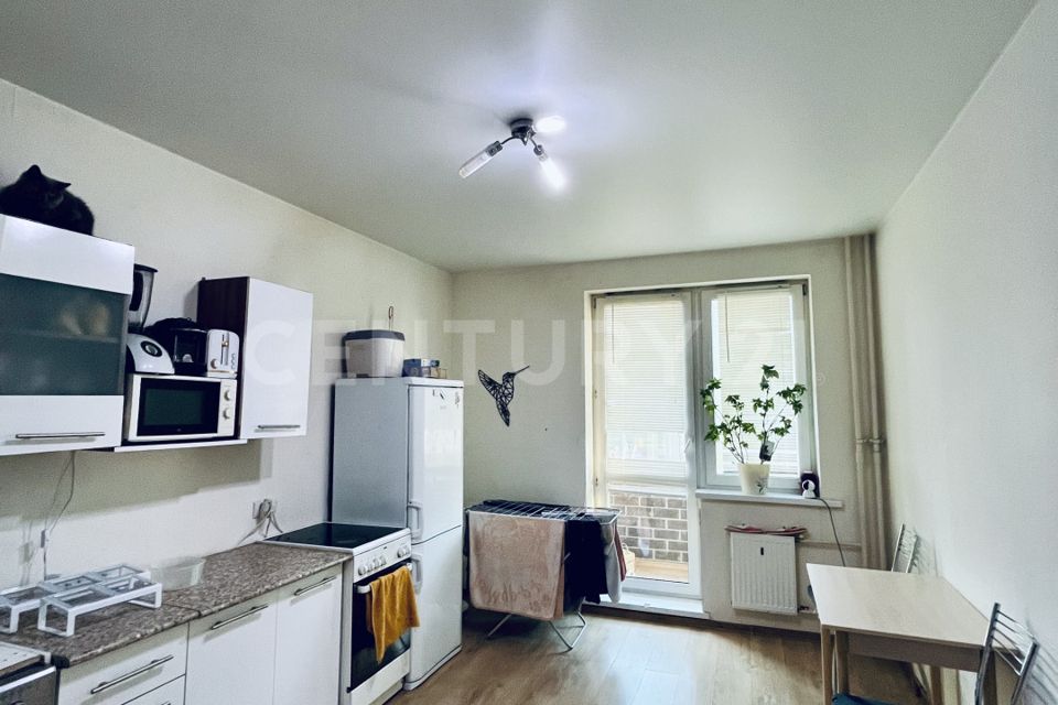 Продаётся 3-комнатная квартира, 76.2 м²