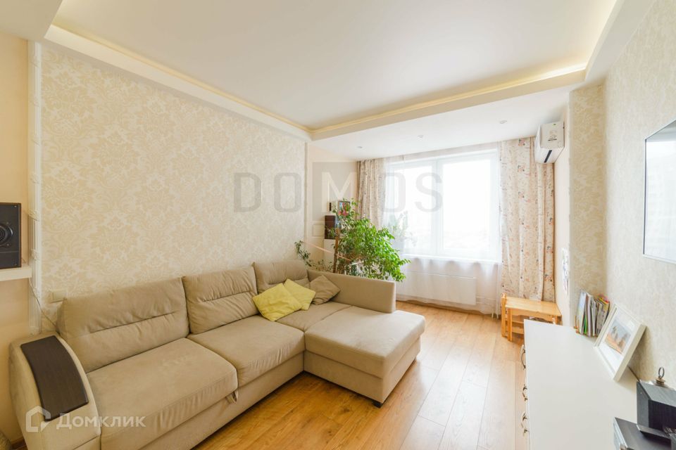 Продаётся 2-комнатная квартира, 60.5 м²