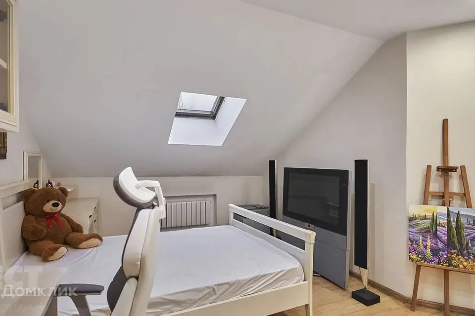 Продаётся 6-комнатная квартира, 435 м²