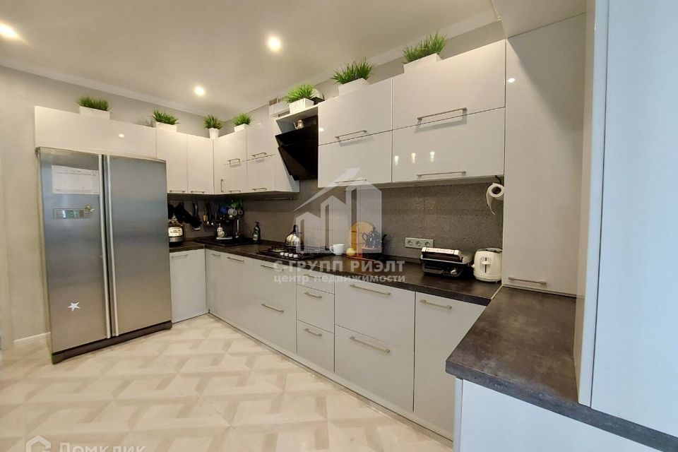 Продаётся 3-комнатная квартира, 83.2 м²