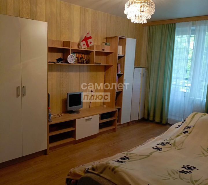 Продаётся 1-комнатная квартира, 32 м²