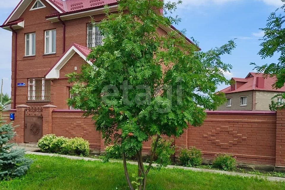 Продаётся 2-этажный дом, 251.6 м²